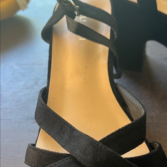 Jiu Du Black Wedge Sandals - Picture 2 of 5